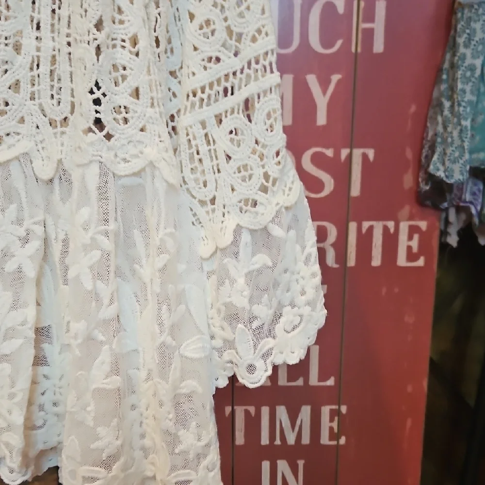 035 POL Ivory Lace Front Tie Blouse - Picture 5 of 8